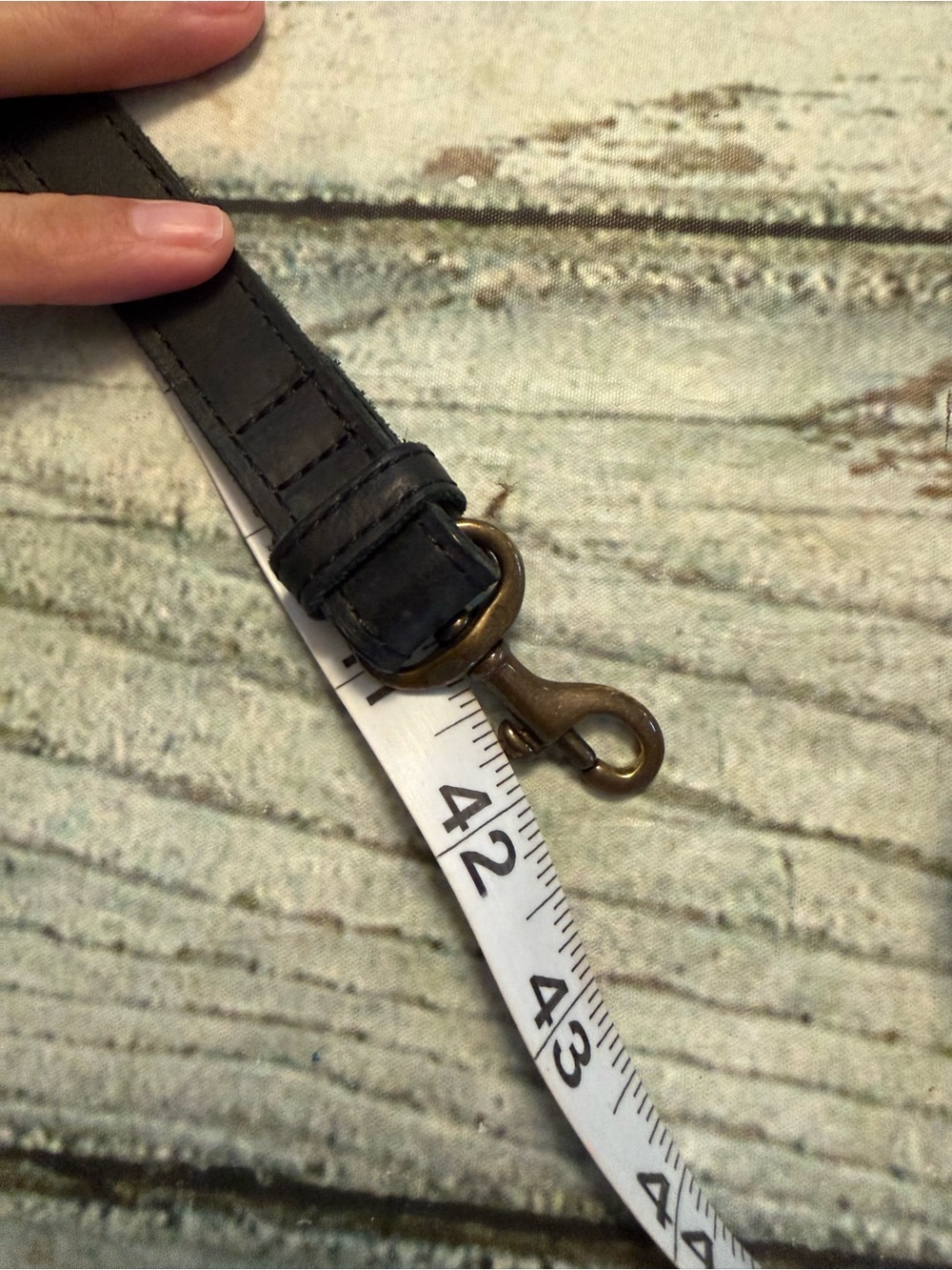 Able black leather purse strap. - Picture 2 of 6